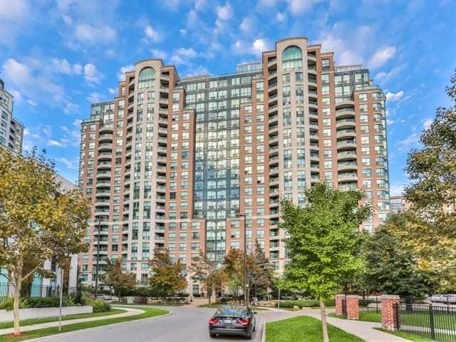 Lph13 - 23 Lorraine Dr, Condo with 3 bedrooms, 3 bathrooms and 1 parking in Toronto ON | Image 1