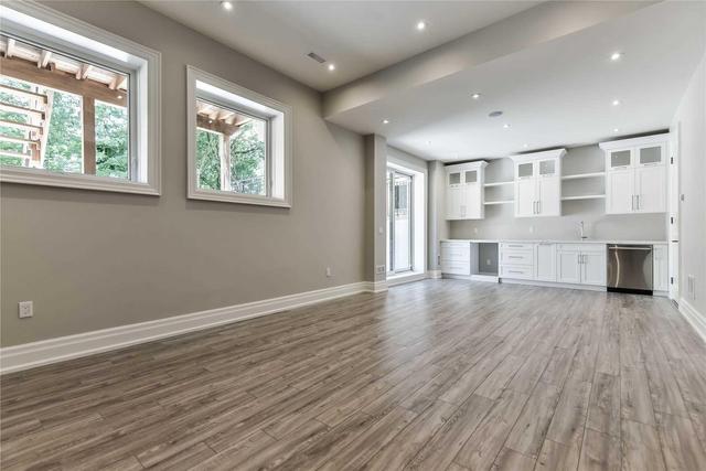 95 Burncrest Dr, House detached with 4 bedrooms, 6 bathrooms and 4 parking in Toronto ON | Image 34