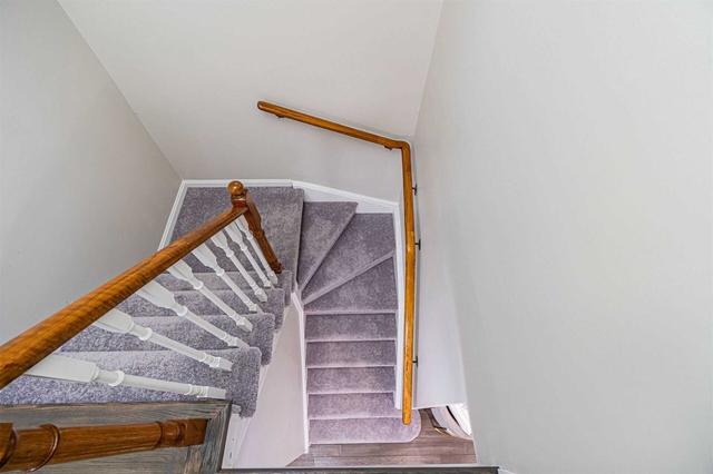 31 Faithknight Crt, House detached with 3 bedrooms, 3 bathrooms and 4 parking in Brampton ON | Image 18