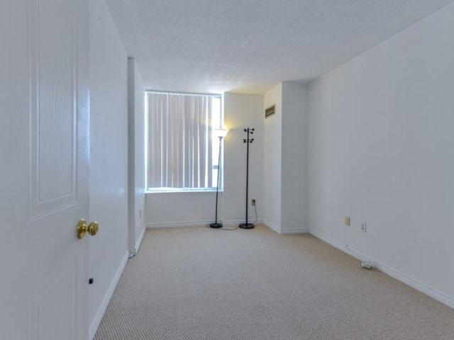 622 - 3 Greystone Walk Dr, Condo with 2 bedrooms, 2 bathrooms and 1 parking in Toronto ON | Image 8