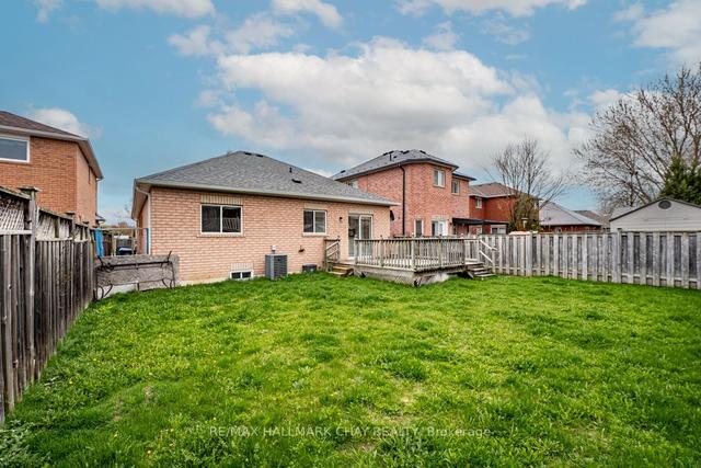1914 Mill St, House detached with 2 bedrooms, 2 bathrooms and 4 parking in Innisfil ON | Image 17