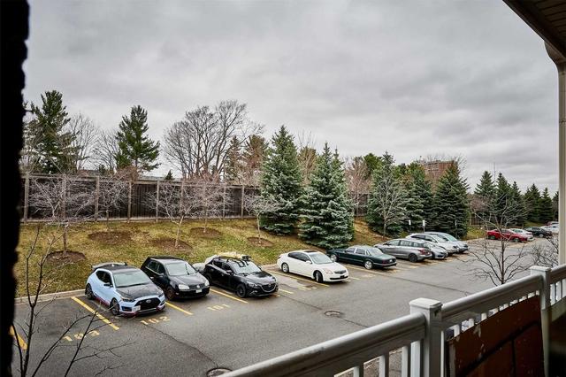 65 - 42 Pinery Tr, Townhouse with 3 bedrooms, 2 bathrooms and 1 parking in Toronto ON | Image 4