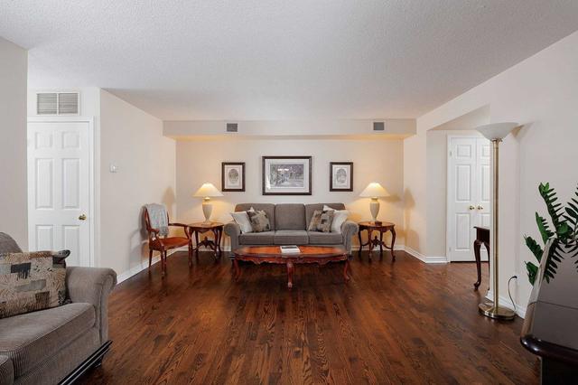104 - 95 La Rose Ave, Condo with 2 bedrooms, 2 bathrooms and 1 parking in Toronto ON | Image 11
