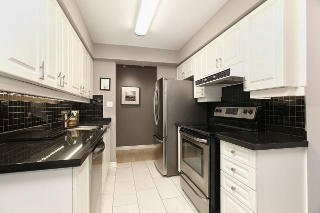 2101 - 3 Rean Dr, Condo with 2 bedrooms, 2 bathrooms and 1 parking in Toronto ON | Image 2