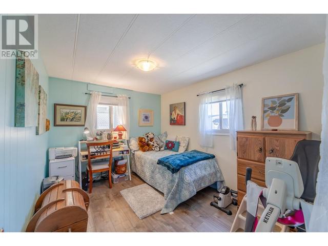 88 - 98 0kanagan Avenue E, House other with 3 bedrooms, 1 bathrooms and 2 parking in Penticton BC | Image 16