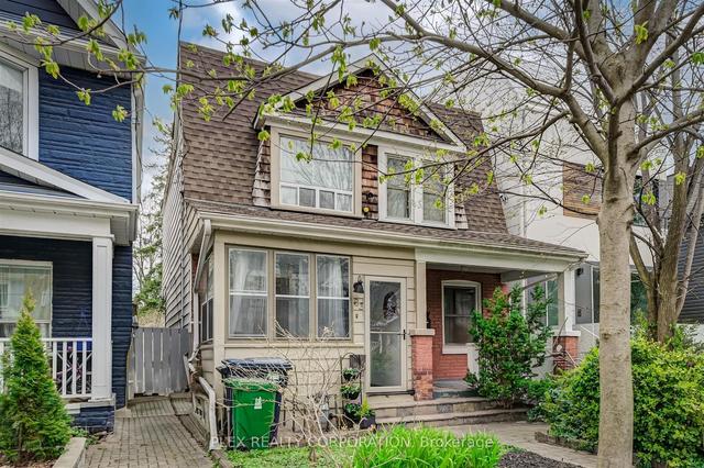 83 Eaton Ave, House semidetached with 2 bedrooms, 2 bathrooms and 1 parking in Toronto ON | Image 1