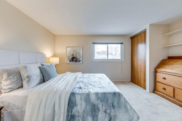 19 Dutch Myrtle Way, Townhouse with 3 bedrooms, 4 bathrooms and 2 parking in Toronto ON | Image 28