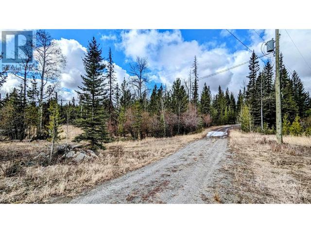 5906 Wendal Road, House detached with 4 bedrooms, 2 bathrooms and null parking in Cariboo L BC | Image 27