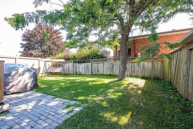 413 Farewell St, House detached with 3 bedrooms, 2 bathrooms and 5 parking in Oshawa ON | Image 20