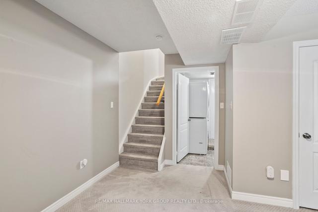 10 - 38 Hunt Ave, Townhouse with 3 bedrooms, 3 bathrooms and 2 parking in Richmond Hill ON | Image 17