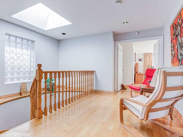 114 Hounslow Ave, House detached with 4 bedrooms, 5 bathrooms and 6 parking in Toronto ON | Image 2