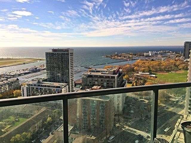 3005 - 600 Fleet St, Condo with 2 bedrooms, 2 bathrooms and 1 parking in Toronto ON | Image 1