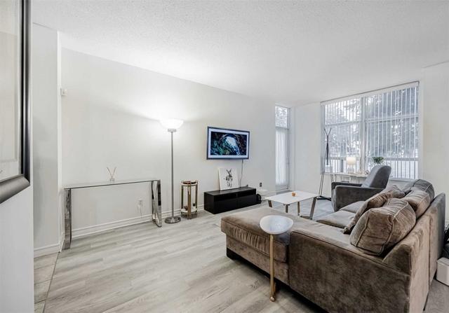 111 - 35 Kingsbridge Garden Circ S, Condo with 2 bedrooms, 1 bathrooms and 1 parking in Mississauga ON | Image 26