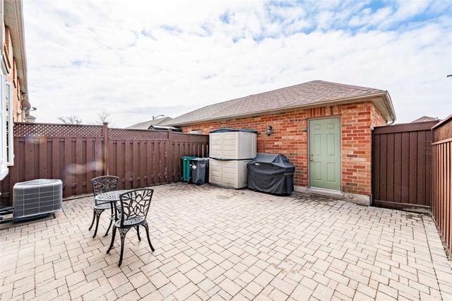 5976 Winston Churchill Blvd, House attached with 3 bedrooms, 3 bathrooms and 2 parking in Mississauga ON | Image 25