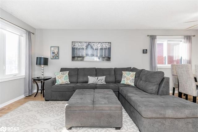 76 Sundew Drive, House detached with 3 bedrooms, 2 bathrooms and 3 parking in Barrie ON | Image 6