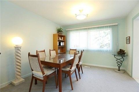 4 - 100 Sarah Lane, Townhouse with 3 bedrooms, 4 bathrooms and 1 parking in Oakville ON | Image 4