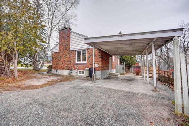 36 Argyle (Main Floor) Ave, House detached with 3 bedrooms, 1 bathrooms and 2 parking in Orillia ON | Image 18