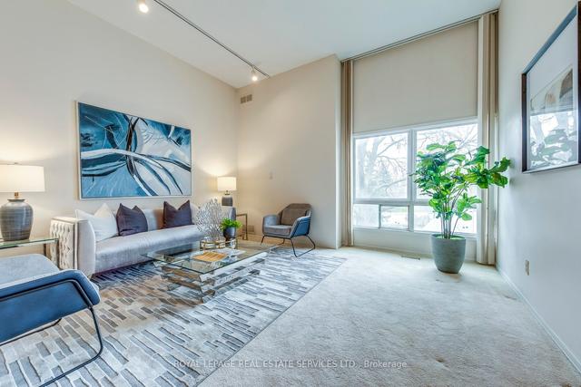 19 Dutch Myrtle Way, Townhouse with 3 bedrooms, 4 bathrooms and 2 parking in Toronto ON | Image 13