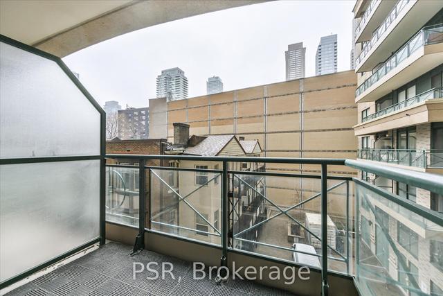 423 - 35 Hayden St, Condo with 1 bedrooms, 1 bathrooms and 0 parking in Toronto ON | Image 7