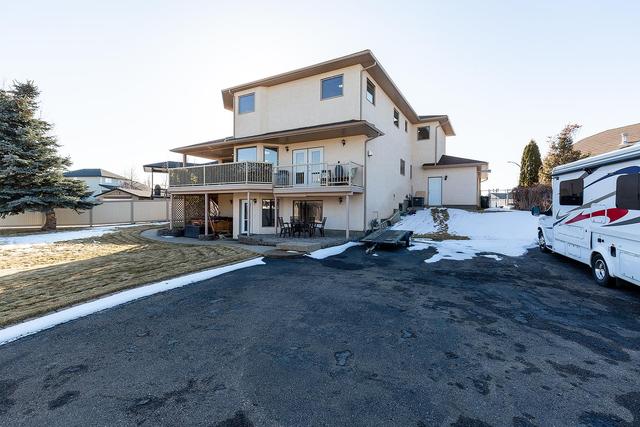 37 Stein Close Se, House detached with 6 bedrooms, 3 bathrooms and 7 parking in Medicine Hat AB | Image 49