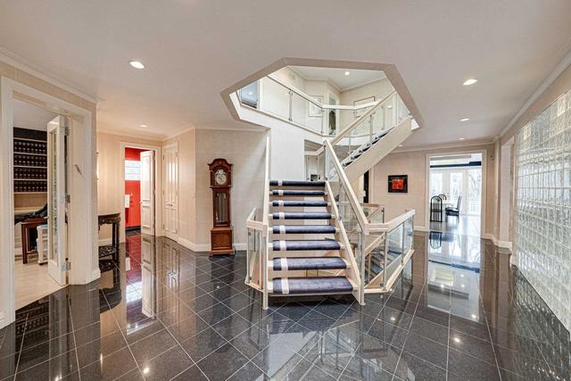 81 Thornridge Dr, House detached with 5 bedrooms, 8 bathrooms and 13 parking in Vaughan ON | Image 38