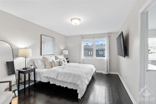 165 Angelonia Crescent, Townhouse with 3 bedrooms, 3 bathrooms and 2 parking in Ottawa ON | Image 12