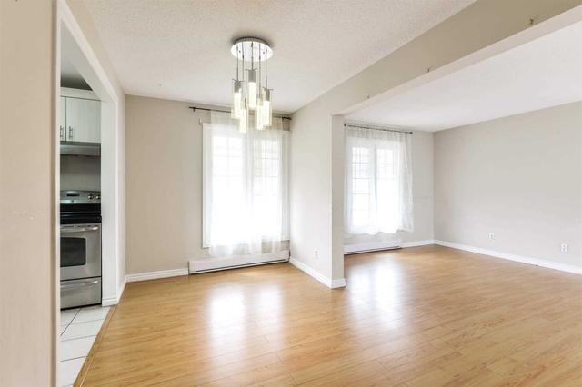 16 Haley Crt, House detached with 4 bedrooms, 2 bathrooms and 4 parking in Brampton ON | Image 10