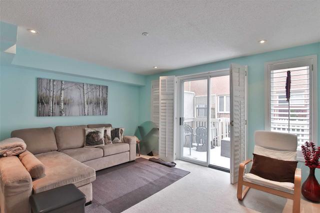 123 Harbourview Cres, House attached with 3 bedrooms, 4 bathrooms and 2 parking in Toronto ON | Image 23