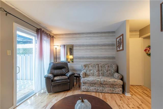 2114 Tollgate Road W, Townhouse with 2 bedrooms, 1 bathrooms and 3 parking in Cornwall ON | Image 11