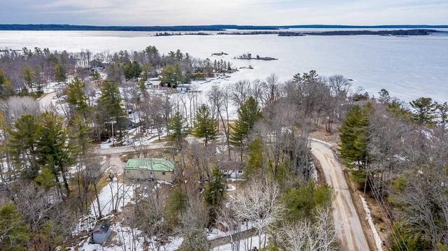 131 Forest Harbour Pkwy, House detached with 2 bedrooms, 1 bathrooms and 4 parking in Tay ON | Image 24