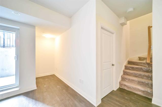 d802 - 5289 Highway 7 Blvd, Townhouse with 3 bedrooms, 3 bathrooms and 1 parking in Vaughan ON | Image 14