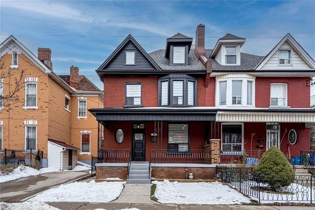 203 Hughson Street N, House semidetached with 4 bedrooms, 1 bathrooms and null parking in Hamilton ON | Image 2
