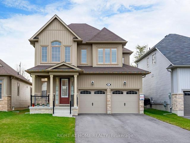 4 Hennessey Cres, House detached with 4 bedrooms, 4 bathrooms and 6 parking in Kawartha Lakes ON | Image 1