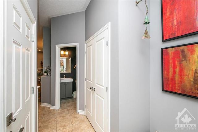 201 Espin Heights, Home with 3 bedrooms, 3 bathrooms and 3 parking in Ottawa ON | Image 3