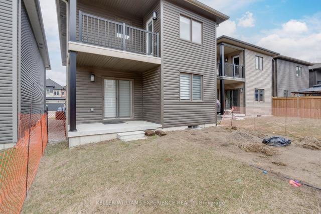 26 Alaskan Hts, House detached with 3 bedrooms, 3 bathrooms and 3 parking in Barrie ON | Image 33