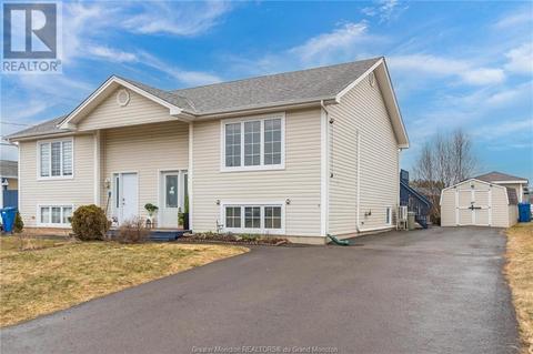 12 Danube, House semidetached with 3 bedrooms, 1 bathrooms and null parking in Dieppe NB | Card Image