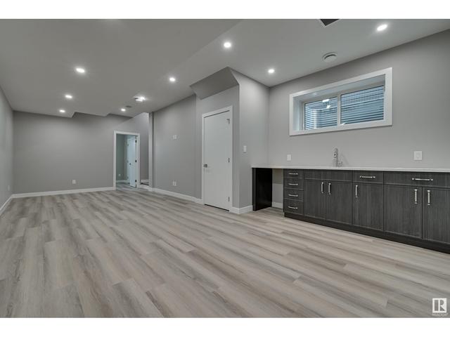 11444 70 St Nw Nw, House detached with 4 bedrooms, 3 bathrooms and 2 parking in Edmonton AB | Image 57