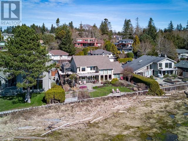 57 Jane Pl, House detached with 3 bedrooms, 3 bathrooms and 2 parking in Comox BC | Image 56
