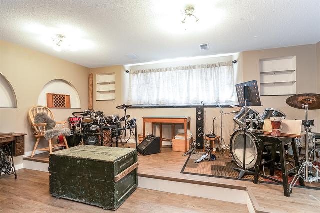 219 Barrett Drive, House detached with 4 bedrooms, 2 bathrooms and 2 parking in Red Deer AB | Image 22