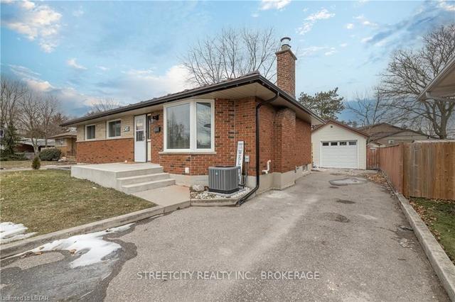 1503 Perth Ave, House detached with 3 bedrooms, 4 bathrooms and 9 parking in London ON | Image 12
