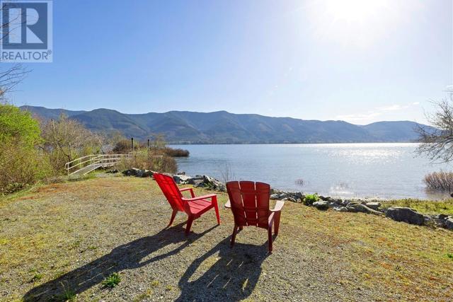 11464 Youbou Rd, House detached with 3 bedrooms, 2 bathrooms and 4 parking in Cowichan Valley I BC | Image 3
