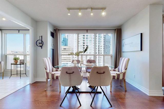 1001 - 18 Hollywood Ave, Condo with 2 bedrooms, 2 bathrooms and 2 parking in Toronto ON | Image 4