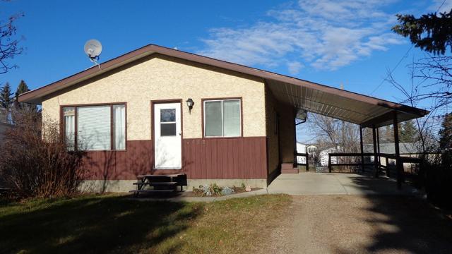4922 56 Avenue, House detached with 5 bedrooms, 3 bathrooms and 2 parking in Rimbey AB | Image 1