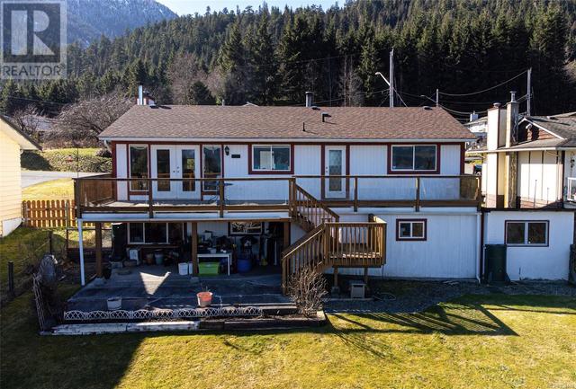 111 Seaview St, House detached with 3 bedrooms, 3 bathrooms and 4 parking in Sayward BC | Image 40