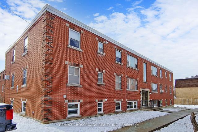 1b - 5 Applewood Ave, Condo with 1 bedrooms, 1 bathrooms and 1 parking in Hamilton ON | Image 1