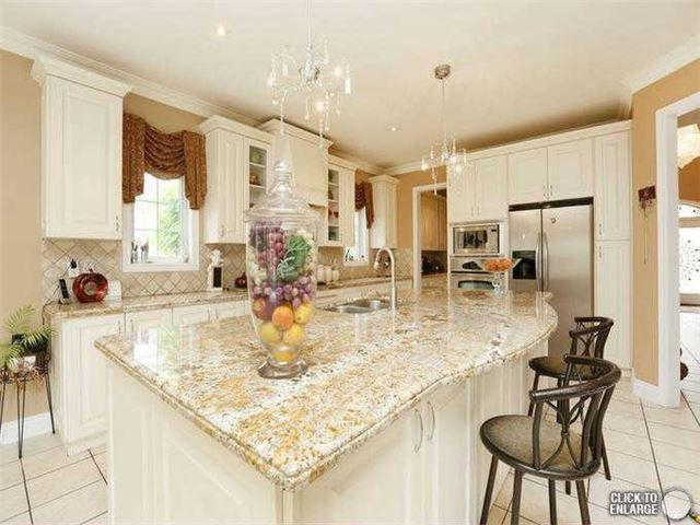 32 Adriatic Cres, House detached with 4 bedrooms, 5 bathrooms and 6 parking in Brampton ON | Image 6