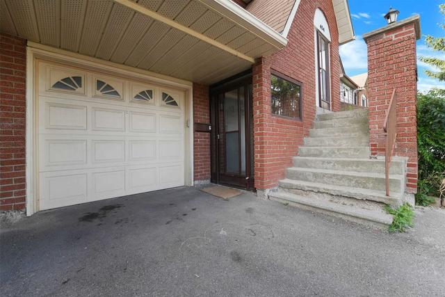 404 Hansen Rd, House semidetached with 4 bedrooms, 4 bathrooms and 4 parking in Brampton ON | Image 12