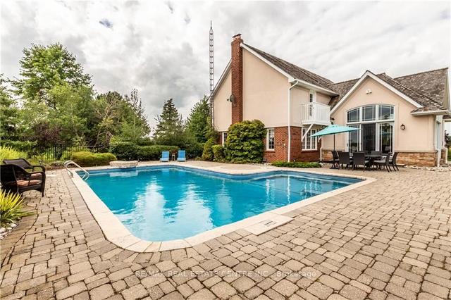 120 Binbrook Rd, House detached with 5 bedrooms, 3 bathrooms and 17 parking in Hamilton ON | Image 27