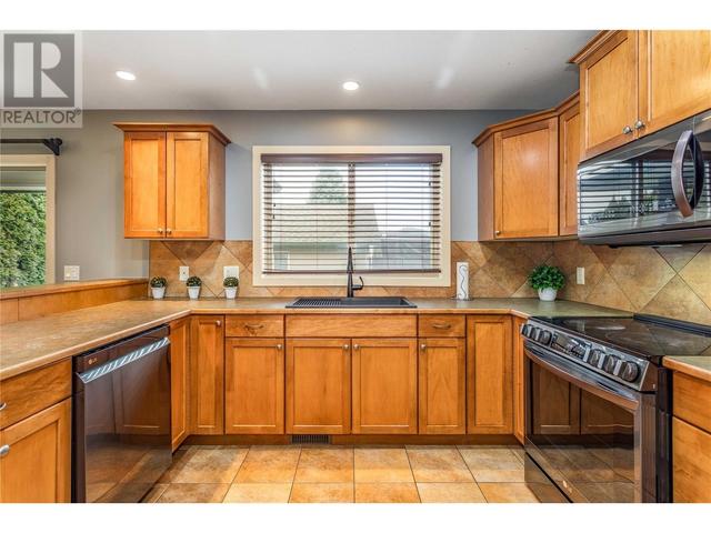 788 Galbraith Place, House detached with 3 bedrooms, 2 bathrooms and 2 parking in Kelowna BC | Image 16