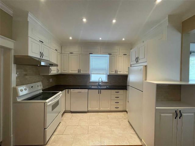126 Sixteenth St, House detached with 2 bedrooms, 2 bathrooms and 2 parking in Toronto ON | Image 20
